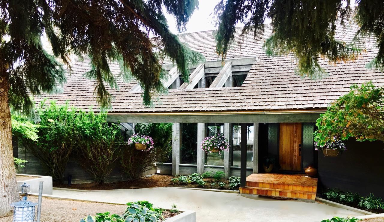Summerhill Estate House Bed & Breakfast Kelowna Eksteriør bilde